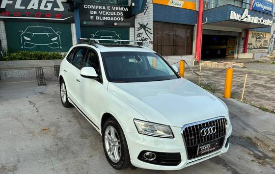 AUDI Q5 2.0 TFSI AMBIENTE 16V 225CV GASOLINA 4P AUTOMÁTICO AUDI Q5 2.0 TFSI AMBIENTE 16V 225CV GASOLINA 4P AUTOMÁTICO